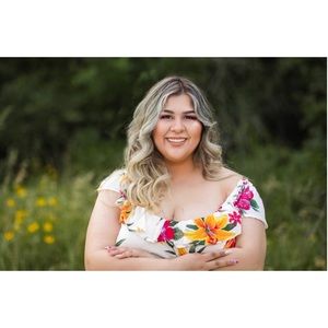 Meet your Posher, Crystal